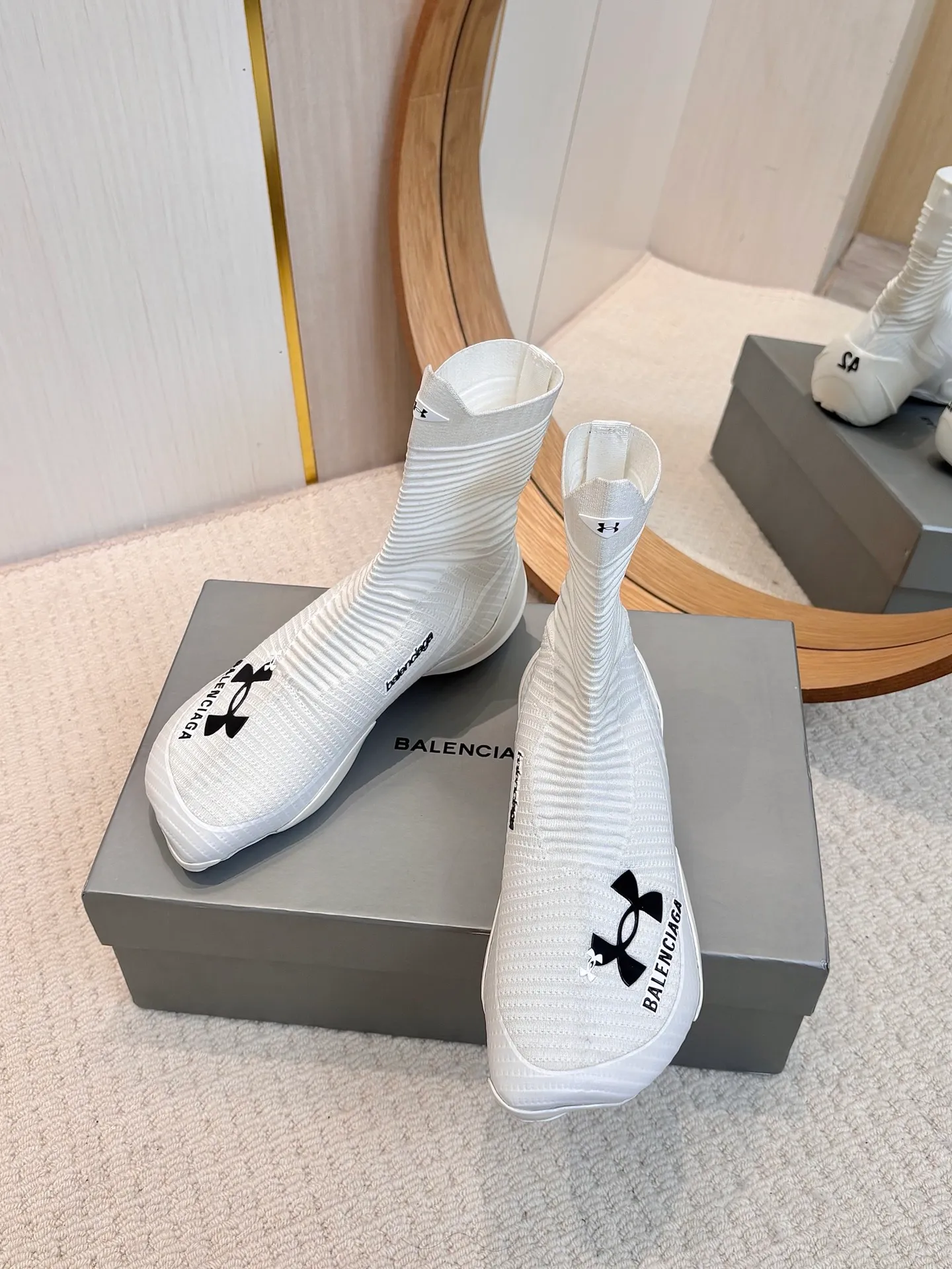 👟👟Ex-factory price 620👟👟 Men's model ➕20 Balenciaga Original outsole Size: #female 35-40 #male 39-45 (female 40 and male 45 are custom-made and cannot be returned or exchanged)